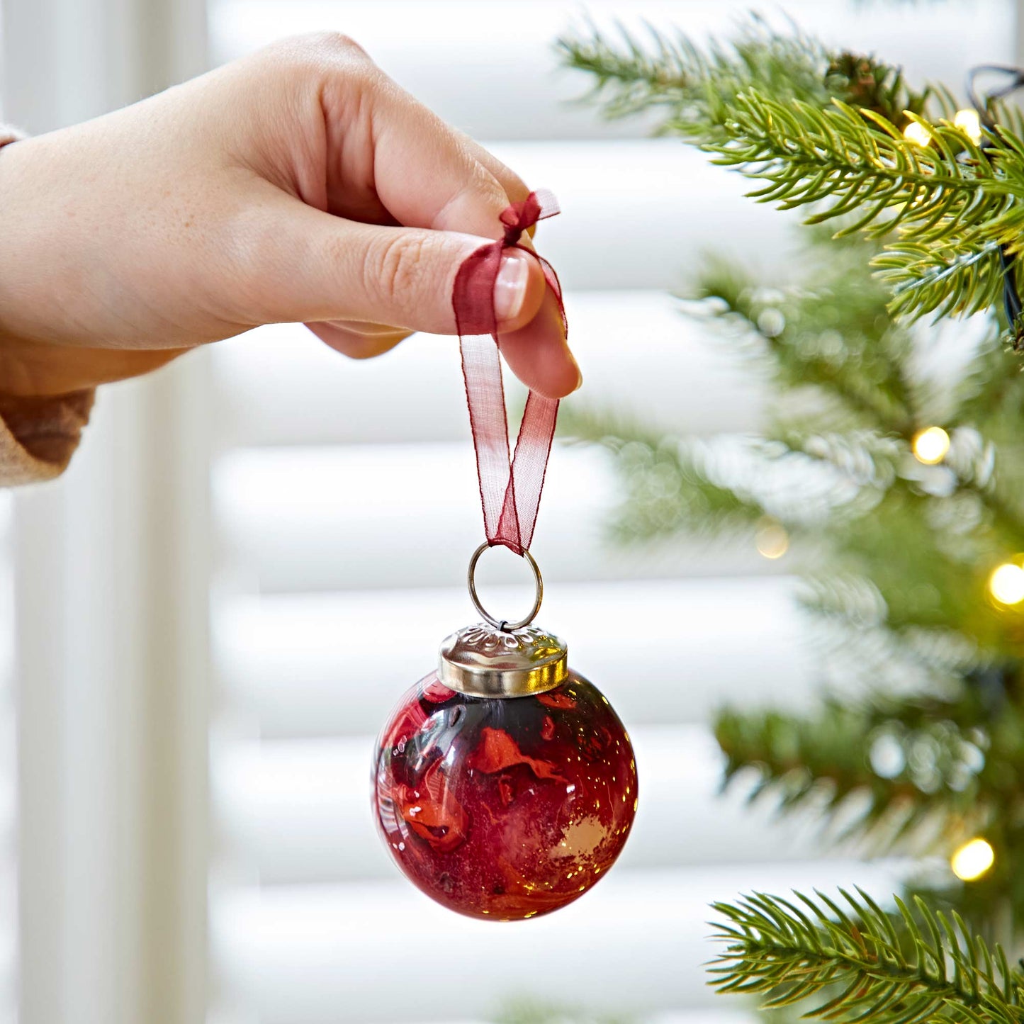 Set of 3 Zara Coloured Recycled Glass Marble Baubles