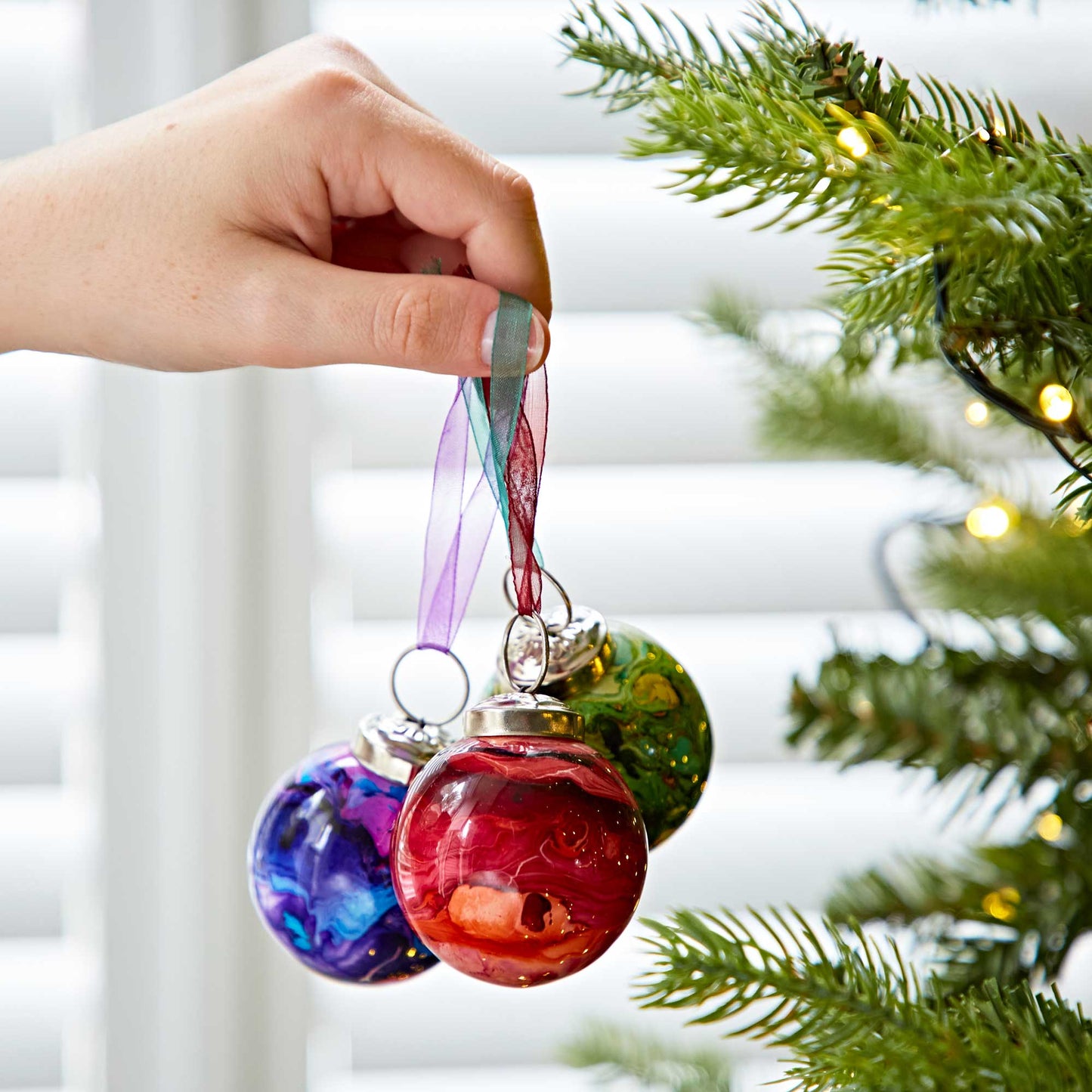 Set of 3 Zara Coloured Recycled Glass Marble Baubles